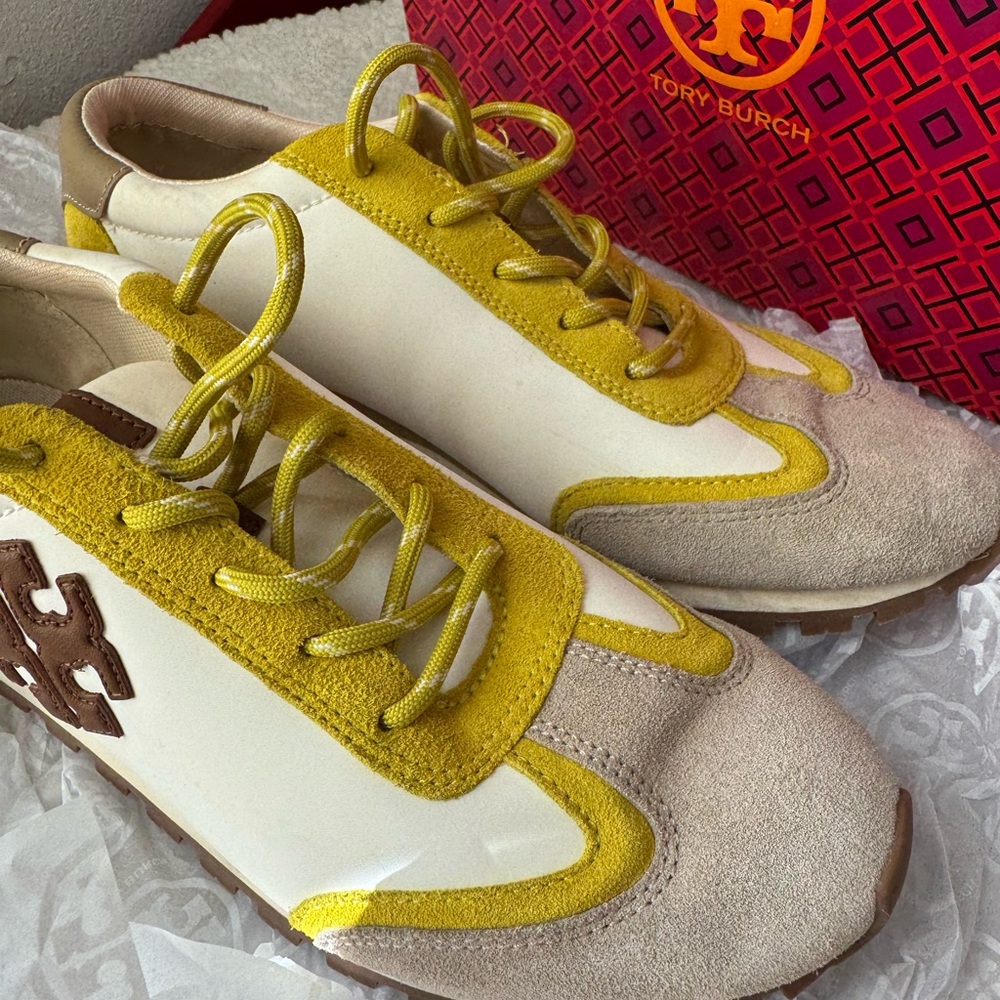 Tory Burch vintage Nylon sneaker size 10.5 used